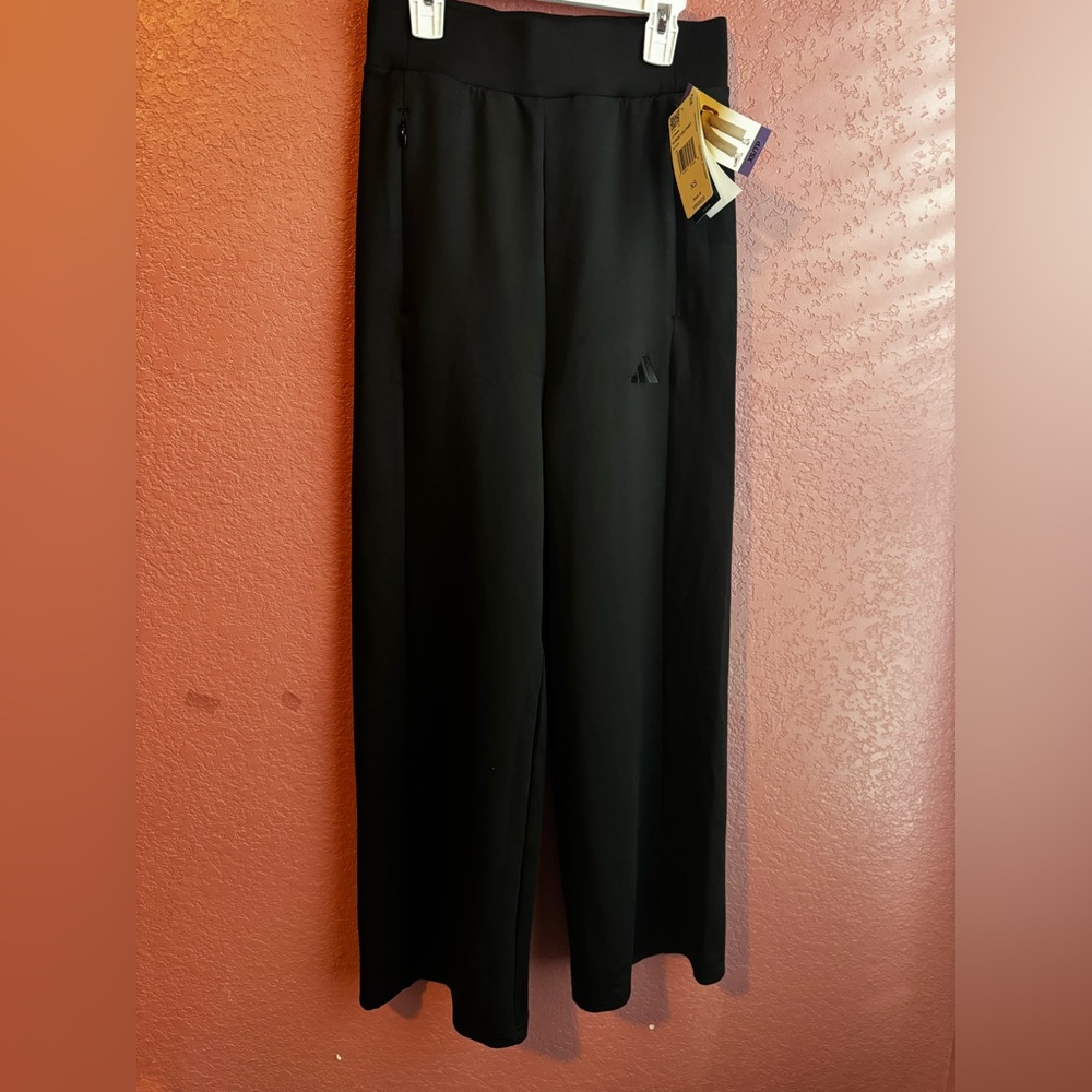 Women’s Black Pants